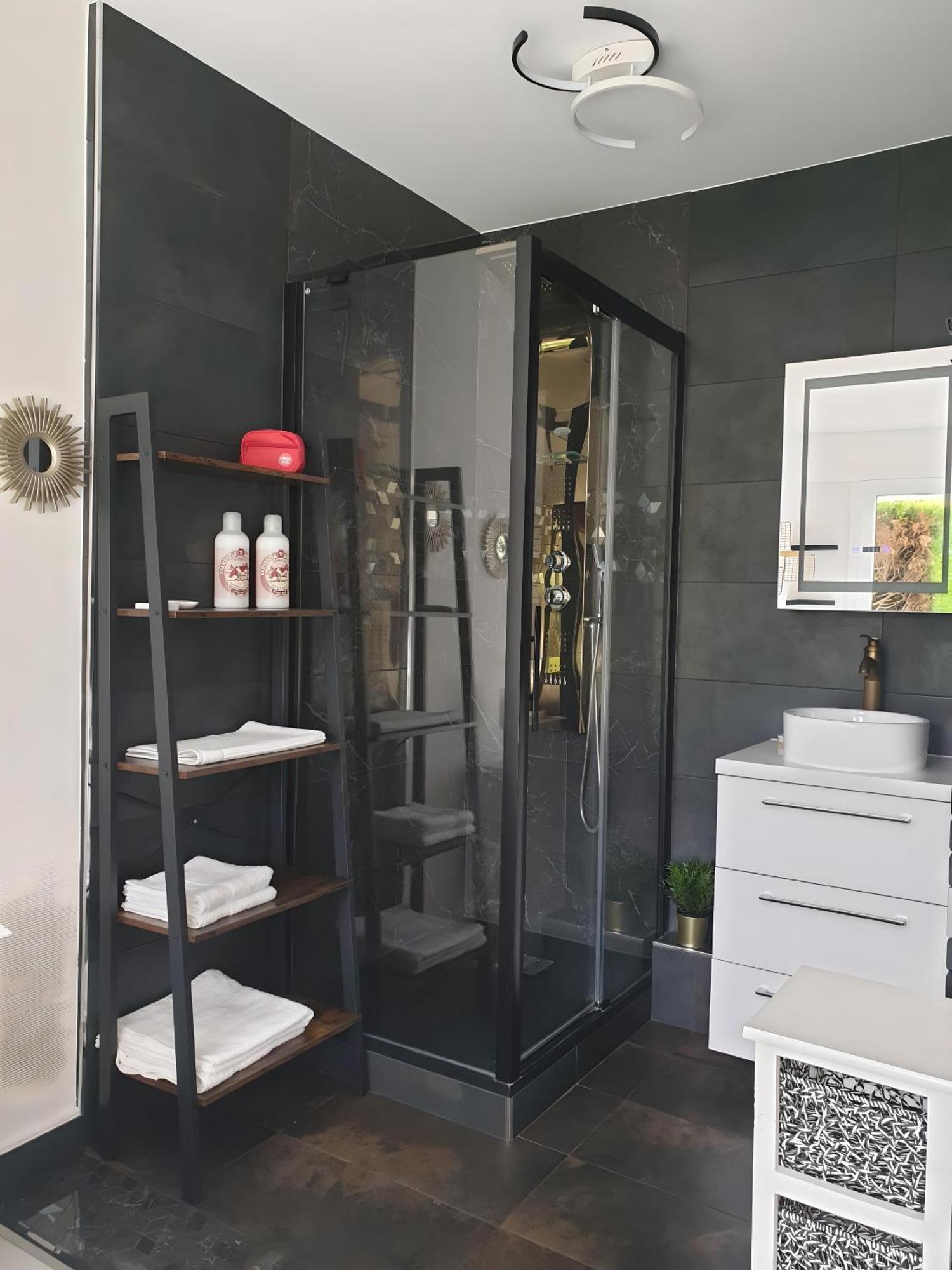 Appartement Avec Jardin Prive - 2 A 4 Voyageur Chaville Exterior photo